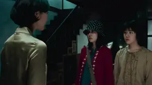 Задник до фильму"Історія двох сестер" #810954