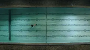 Задник до фильму"Тік-так... Бум!" #697688