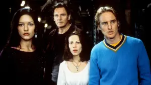 Задник до фильму"Привид будинку на пагорбі" #344550