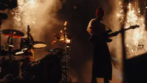 Задник до фильму"Twenty One Pilots: More Than We Ever Imagined" #767551