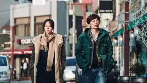 Задник до фильму"지금은맞고그때는틀리다" #950429