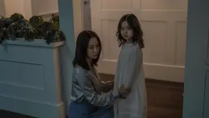 Задник до фильму"Незваний гість" #395381