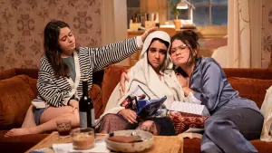 Задник до фильму"Галерея розбитих сердець" #401154