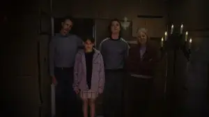 Задник до фильму"Room Temperature" #780614