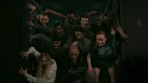 Задник до фильму"Усміхайся 2" #772222