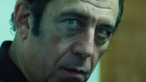 Задник до фильму"Неограновані коштовності" #672083