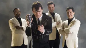 Задник до фильму"Важко крокуючи" #278095