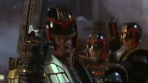 Задник до фильму"Суддя Дредд" #682129