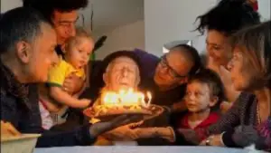 Задник до фильму"Les pères sont des mères juives comme les autres" #780490