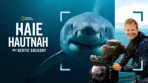 Задник до фильму"Sharks Up Close with Bertie Gregory" #793016