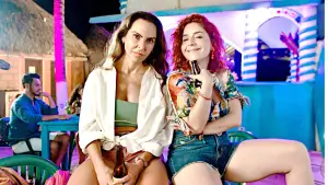 Задник до фильму"Найбільша фанатка" #643025