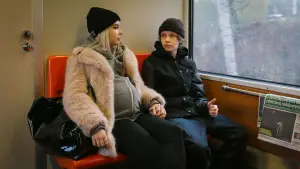 Задник до фильму"Hölmö nuori sydän" #768378