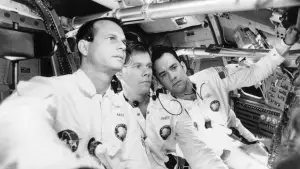 Задник до фильму"Аполлон-13" #783913