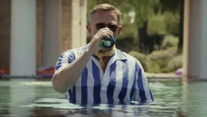 Задник до фильму"Ножі наголо: Скляна цибуля" #592479