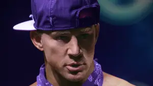 Задник до фильму"Супер-Майк XXL" #790932