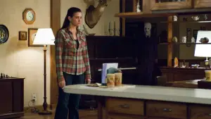 Задник до фильму"Незнайомці" #810829