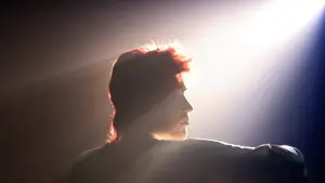 Задник до фильму"Девід Бові: Історія людини з зірок" #492273