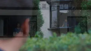 Задник до фильму"Ми всі незнайомці" #189618