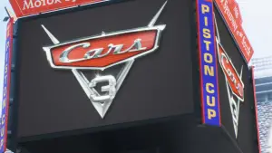 Задник до фильму"Тачки 3" #603045