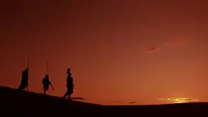 Задник до фильму"Скажений Макс: Під куполом грому" #661556