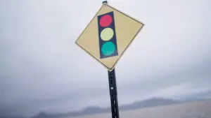 Задник до фильму"To Run A Yellow Light" #794244