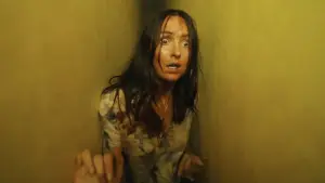 Задник до фильму"Backrooms: Залаштунки" #778458