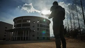 Задник до фильму"Іллан: Вовча бригада" #336478