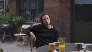 Задник до фильму"Персональний покупець" #349675