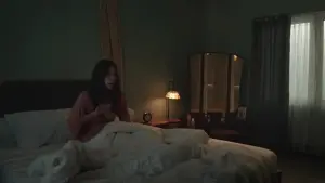 Задник до фильму"Sosok Ketiga: Lintrik" #781077