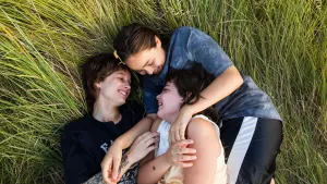 Відео до фільму Paradise Is Burning | Official Trailer