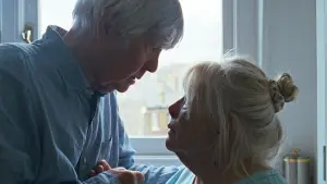 Задник до фильму"Queen at Sea" #793165