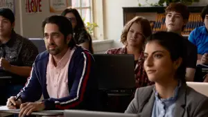 Задник до фильму"Re-Election" #779884