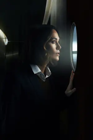 Постер до фильму"Жінка з каюти № 10" #573098