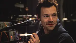 Задник до фильму"Гаррі Стайлс: Ніч у Манчестері" #768498