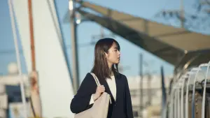 Задник до фильму"朝がくるとむなしくなる" #775449