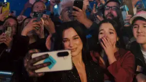 Задник до фильму"Dua Lipa: Live From Mexico" #816821