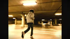 Задник до фильму"Failed Exit" #769410