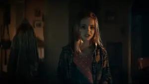 Задник до фильму"Повстання зловісних мерців" #604312