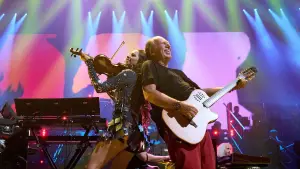 Задник до фильму"Hans Zimmer & Friends: Diamond in the Desert" #782346