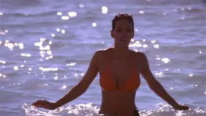 Задник до фильму"007: Помри, але не зараз" #602414