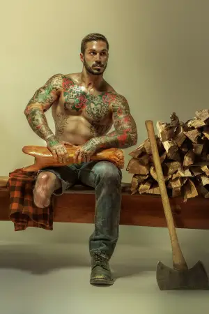 Постер до фильму"Голоднi iгри: Переспiвниця. Частина 1" #566910