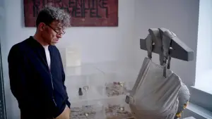 Задник до фильму"Friendly Fire" #800291