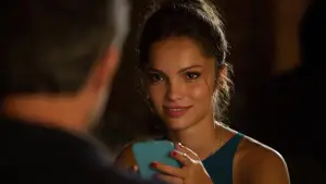 Задник до фильму"Ця незручна мить" #800683