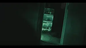 Задник до фильму"CONSUME" #773999