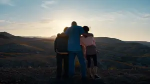 Задник до фильму"In the Summers" #760060