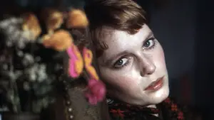 Задник до фильму"Mia Farrow, en clair-obscur" #879390