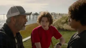 Задник до фильму"Монстри літа" #585316