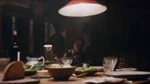 Задник до фильму"Примарна нитка" #671793