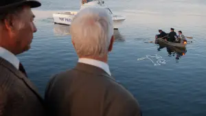 Задник до фильму"Голий пістолет: Із файлів поліційного відділку" #637890