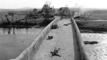 Задник до фильму"Die Brücke" #435878